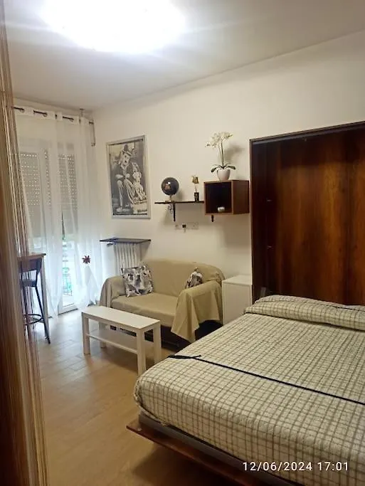 Casa Due Passi Appartamento Milano 0*, Milan Italy